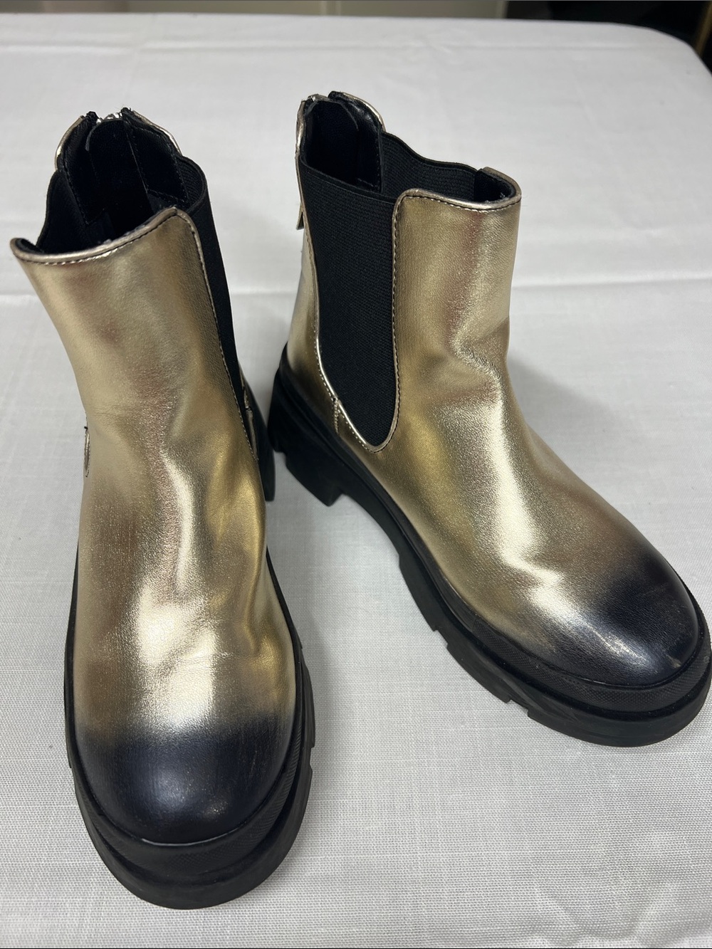 Steve Madden Gold and Black Chelsea Platform Boots for Kids
